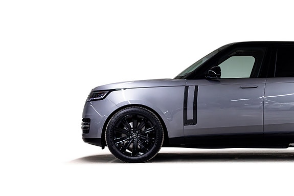 Land Rover Range Rover 9 of 30