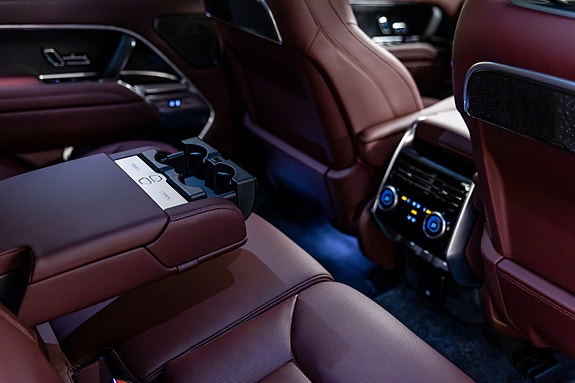 Land Rover Range Rover 22 of 30