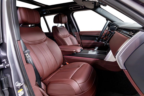 Land Rover Range Rover 25 of 30