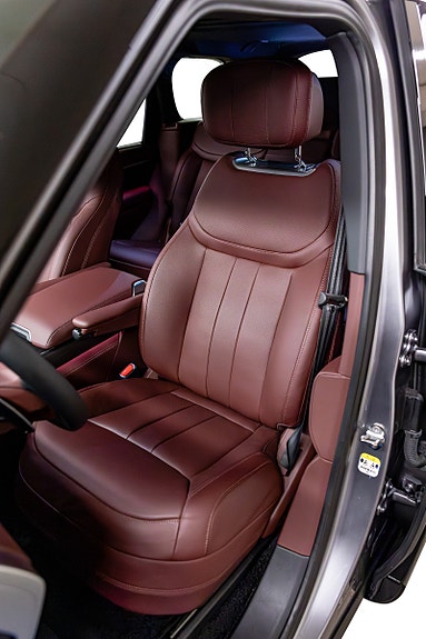 Land Rover Range Rover 18 of 30