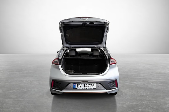 Hyundai IONIQ 8 of 25