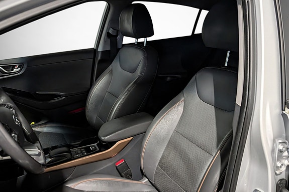 Hyundai IONIQ 10 of 25