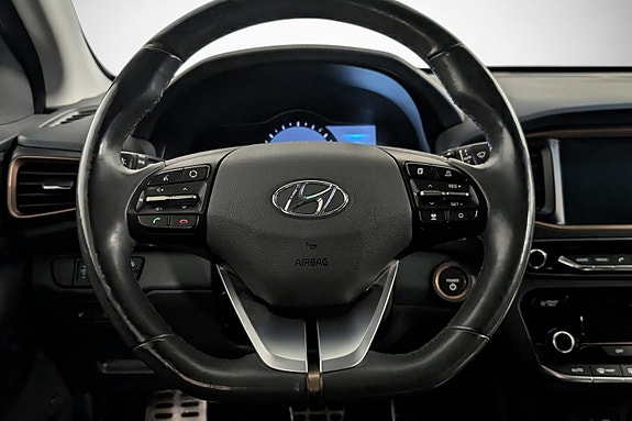 Hyundai IONIQ 15 of 25