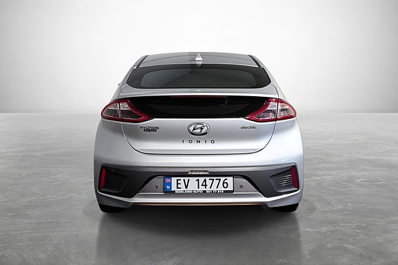 Hyundai IONIQ 6 of 25
