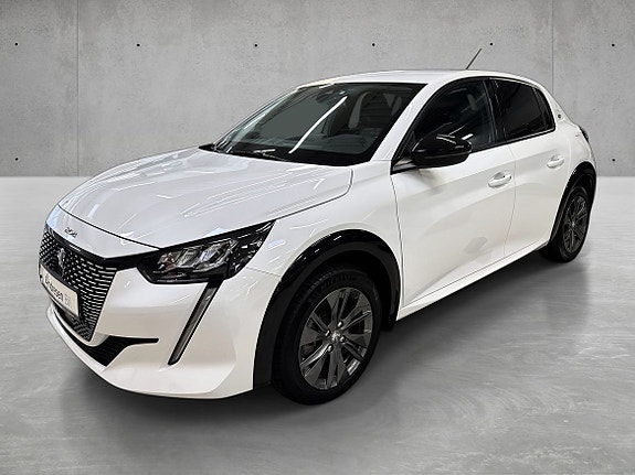 Peugeot e-208 3 of 5