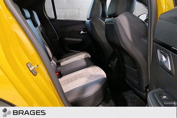 Peugeot e-208 20 of 22