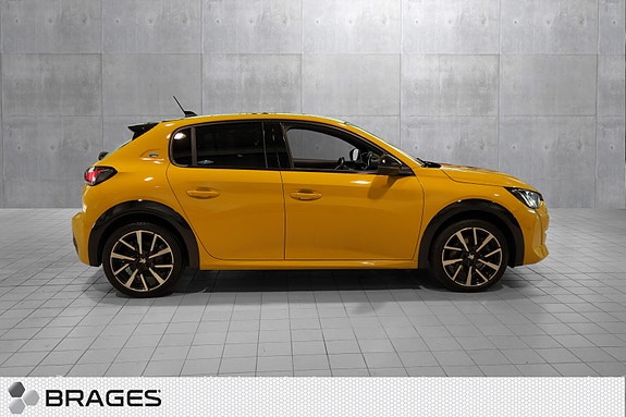 Peugeot e-208 6 of 22