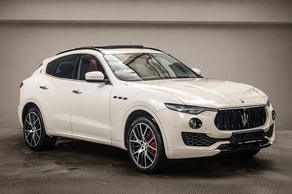 Maserati Levante 3 of 30