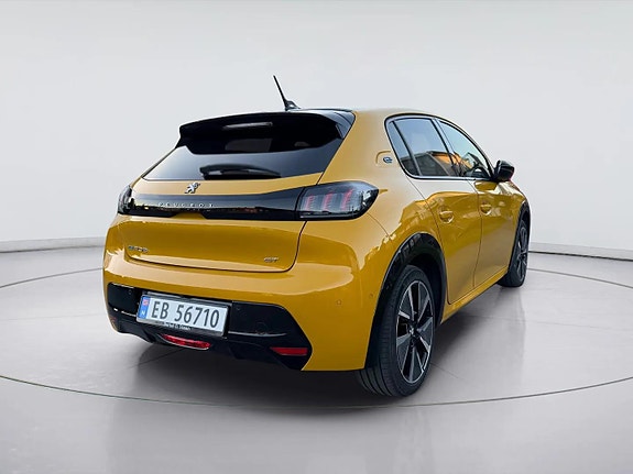 Peugeot 208 7 of 30