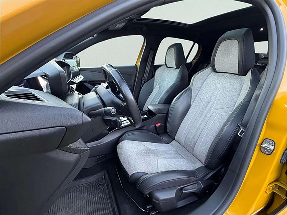 Peugeot 208 11 of 30