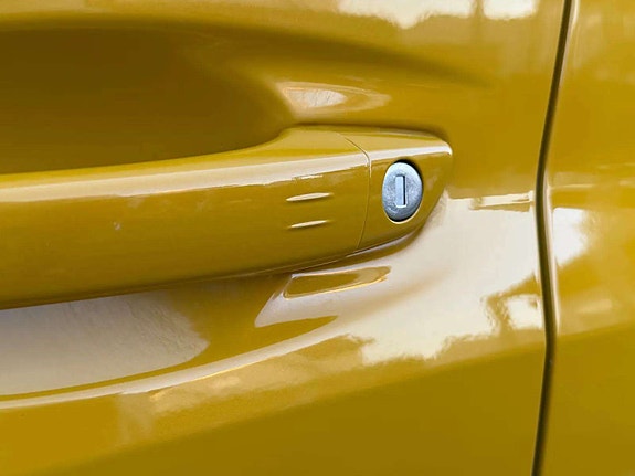 Peugeot 208 24 of 30