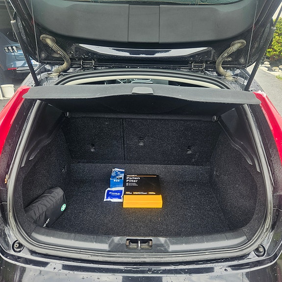 Volvo V40 11 of 18