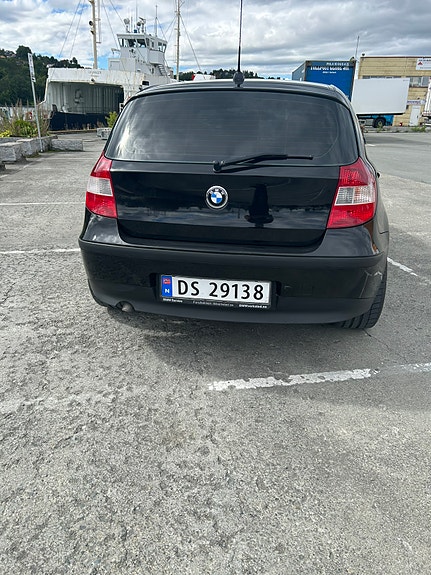 BMW 118d 5 of 15
