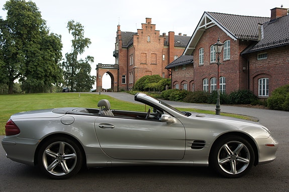 Mercedes-Benz SL500 7 of 30