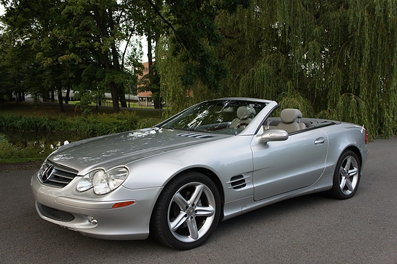 Mercedes-Benz SL500 14 of 30