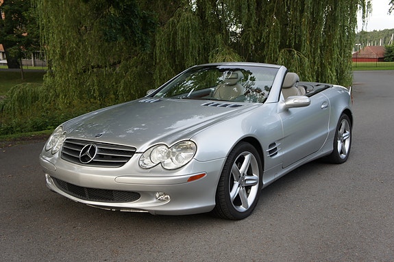 Mercedes-Benz SL500 16 of 30