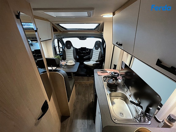 Sunlight Van V 66 Adventure 6 of 14