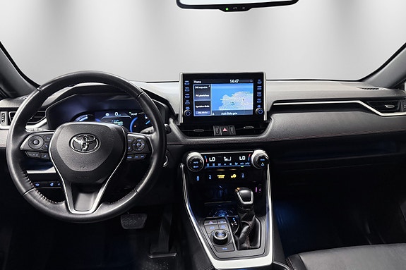 Toyota RAV4 14 of 30