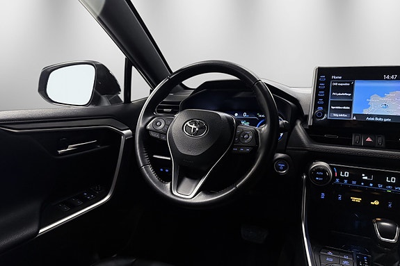 Toyota RAV4 15 of 30