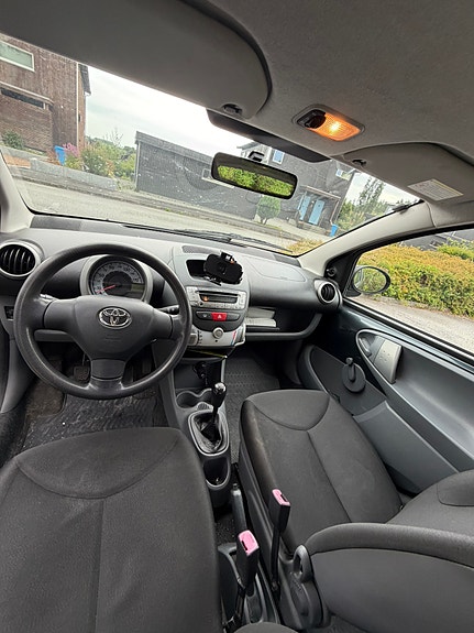 Toyota Aygo 9 of 13