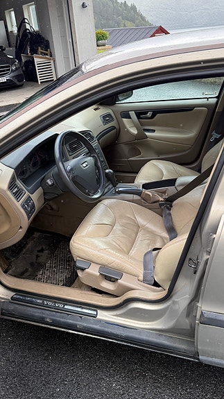 Volvo S60 6 of 11