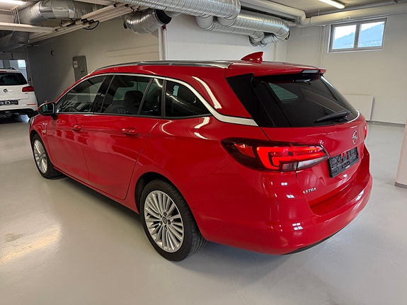 Opel Astra 3 of 5