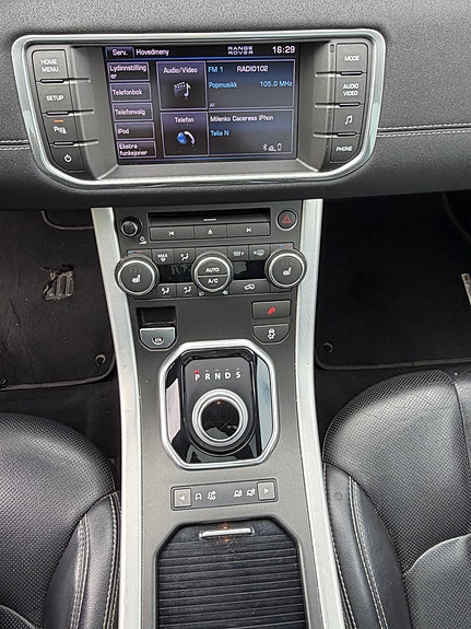 Land Rover Range Rover 7 of 14