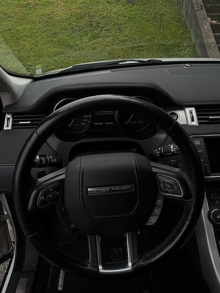 Land Rover Range Rover 5 of 14