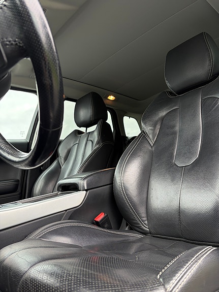 Land Rover Range Rover 10 of 14
