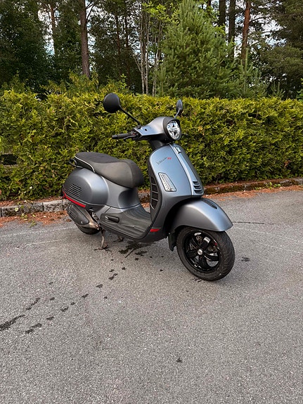 Vespa GTS 300 4 of 4