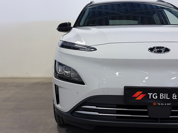 Hyundai Kona 4 of 5