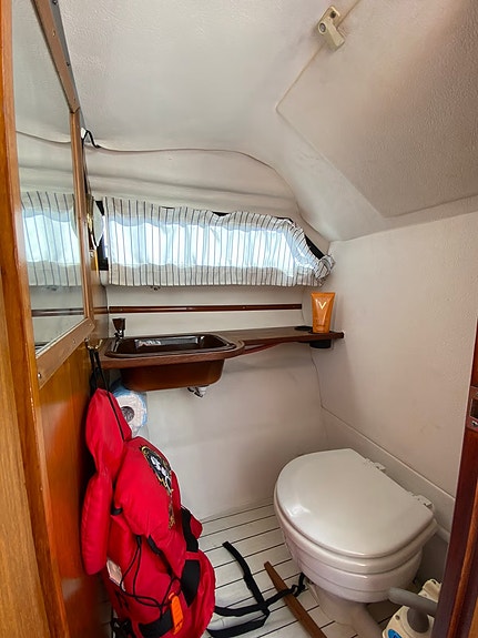 Draco 23 suncab. Ny motor og drev til 2015 sesongen. 16 of 17