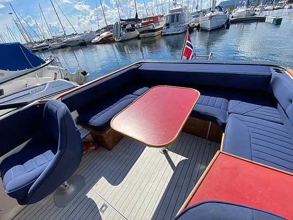 Draco 23 suncab. Ny motor og drev til 2015 sesongen. 4 of 17
