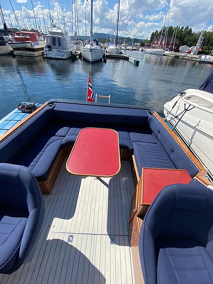 Draco 23 suncab. Ny motor og drev til 2015 sesongen. 5 of 17