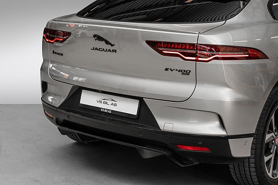 Jaguar I-PACE 8 of 30