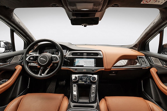 Jaguar I-PACE 19 of 30