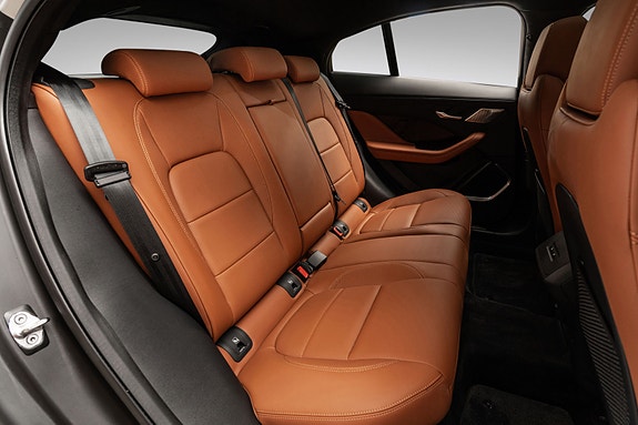 Jaguar I-PACE 29 of 30