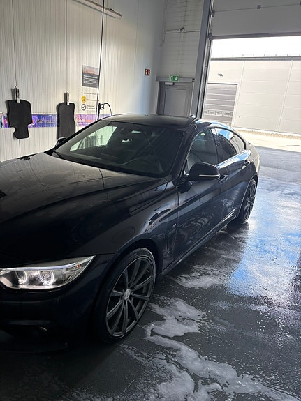 BMW 420d 2 of 5
