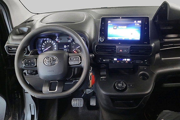 Toyota Proace City 9 hos Sommerseth