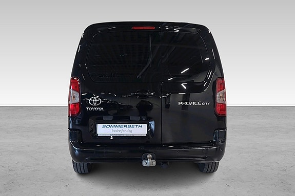 Toyota Proace City 6 hos Sommerseth