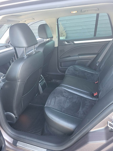 Skoda Superb 4 of 5