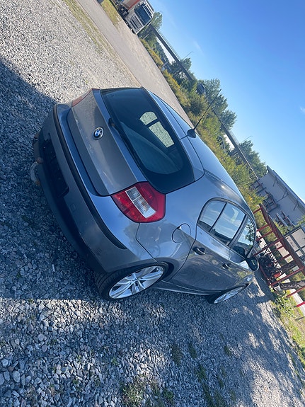 BMW 118i 5 of 5