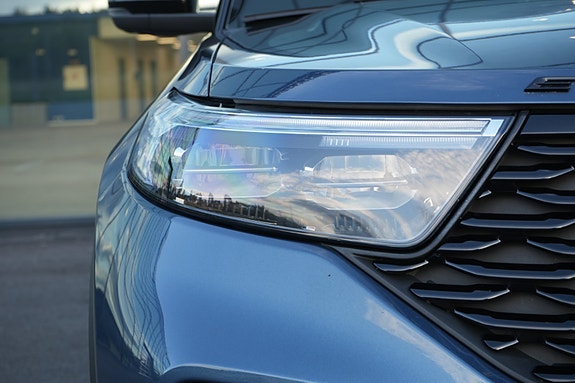 Ford Explorer 5 of 30