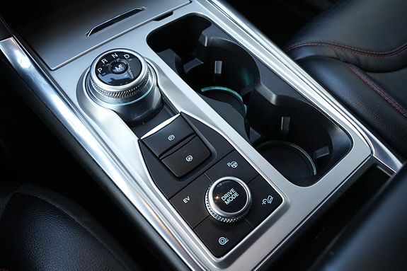 Ford Explorer 26 of 30