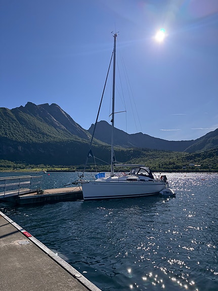 Bavaria 31 Cruiser 2008 | Velholdt | B&G | Autopilot | Dokumentert vedlikehold 29 of 30
