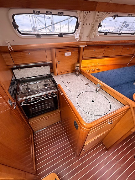 Bavaria 31 Cruiser 2008 | Velholdt | B&G | Autopilot | Dokumentert vedlikehold 18 of 30
