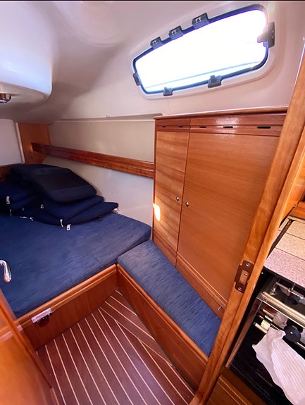 Bavaria 31 Cruiser 2008 | Velholdt | B&G | Autopilot | Dokumentert vedlikehold 8 of 30