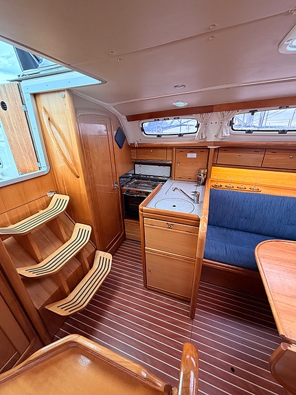 Bavaria 31 Cruiser 2008 | Velholdt | B&G | Autopilot | Dokumentert vedlikehold 15 of 30