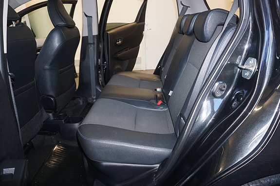 Toyota Yaris 26 of 30