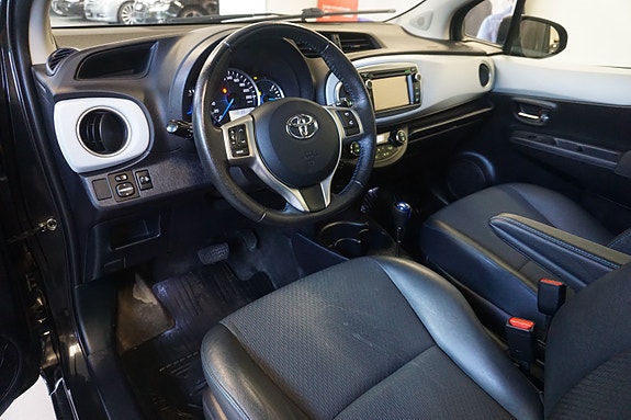 Toyota Yaris 28 of 30